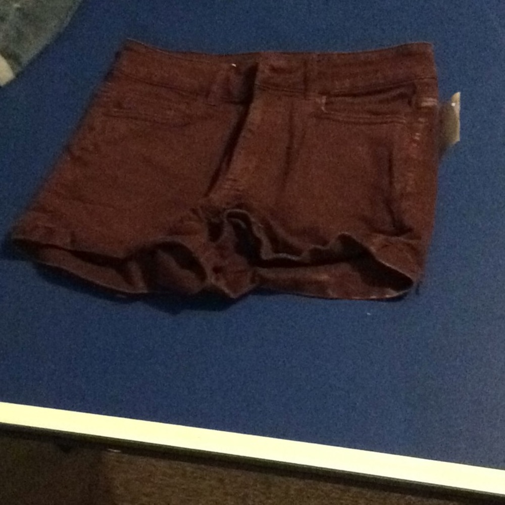 Reddish jean shorts